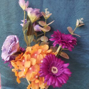 Lorna Artificial Bouquet/Bunch Flowers