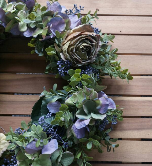 Artificial Rose 30 cm Wreath - Image 3