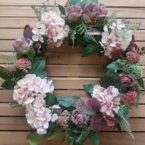Artificial Amilia 40 cm wreath